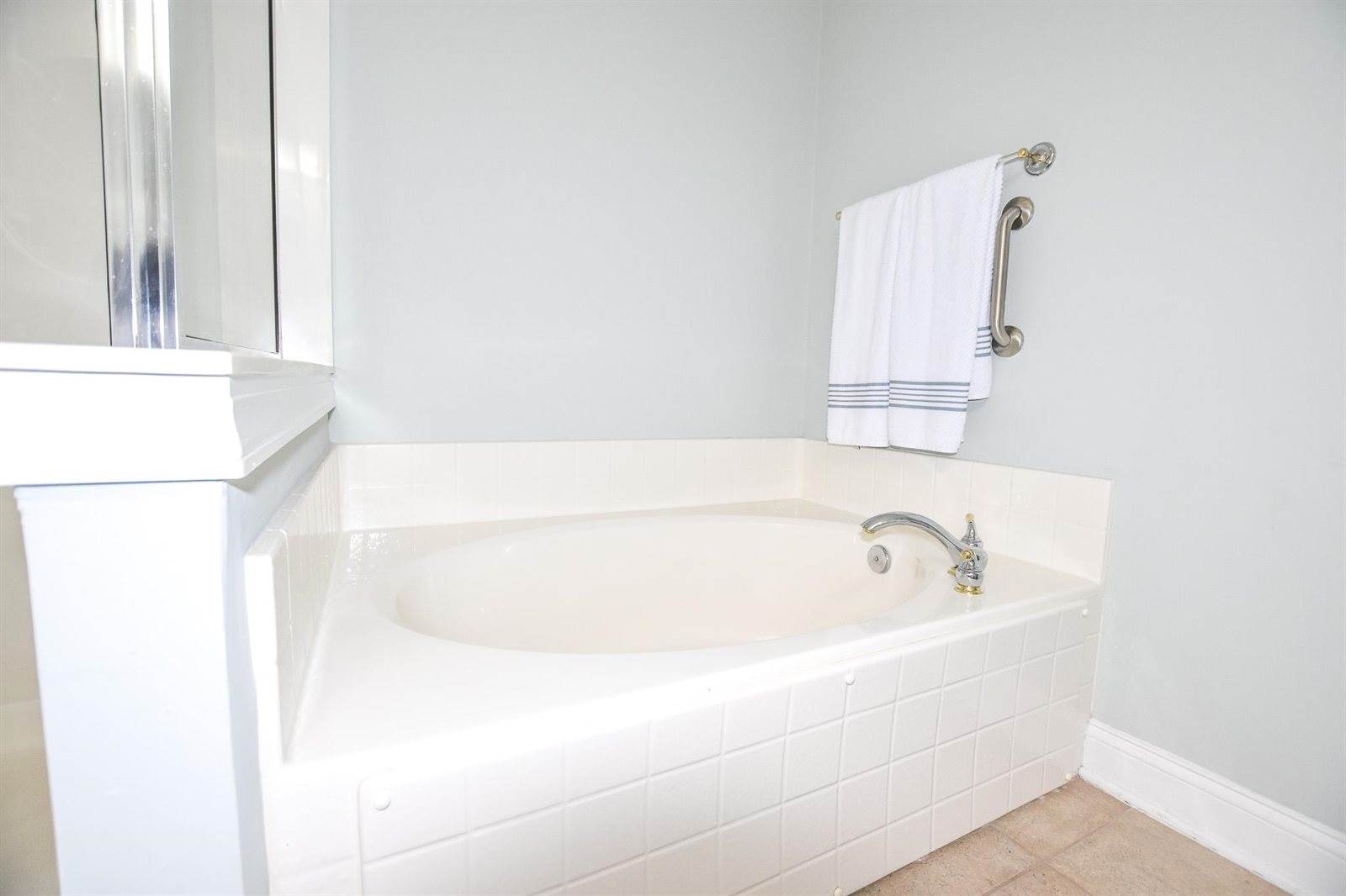 2450 Marsh Glen Dr., North Myrtle Beach, SC 29582