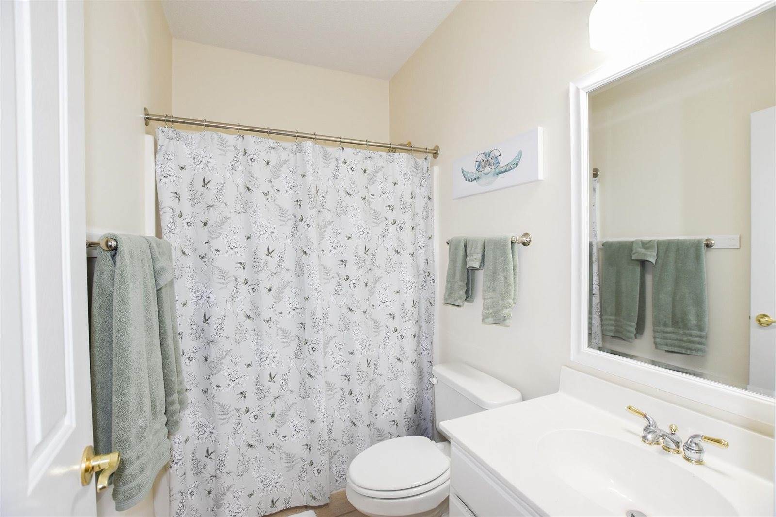 2450 Marsh Glen Dr., North Myrtle Beach, SC 29582