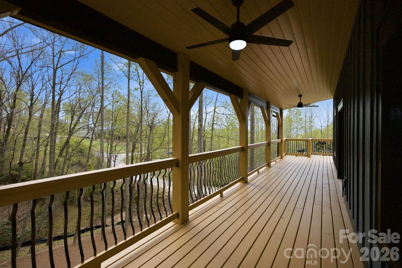 276 Coopers Drive, Hendersonville, NC 28739