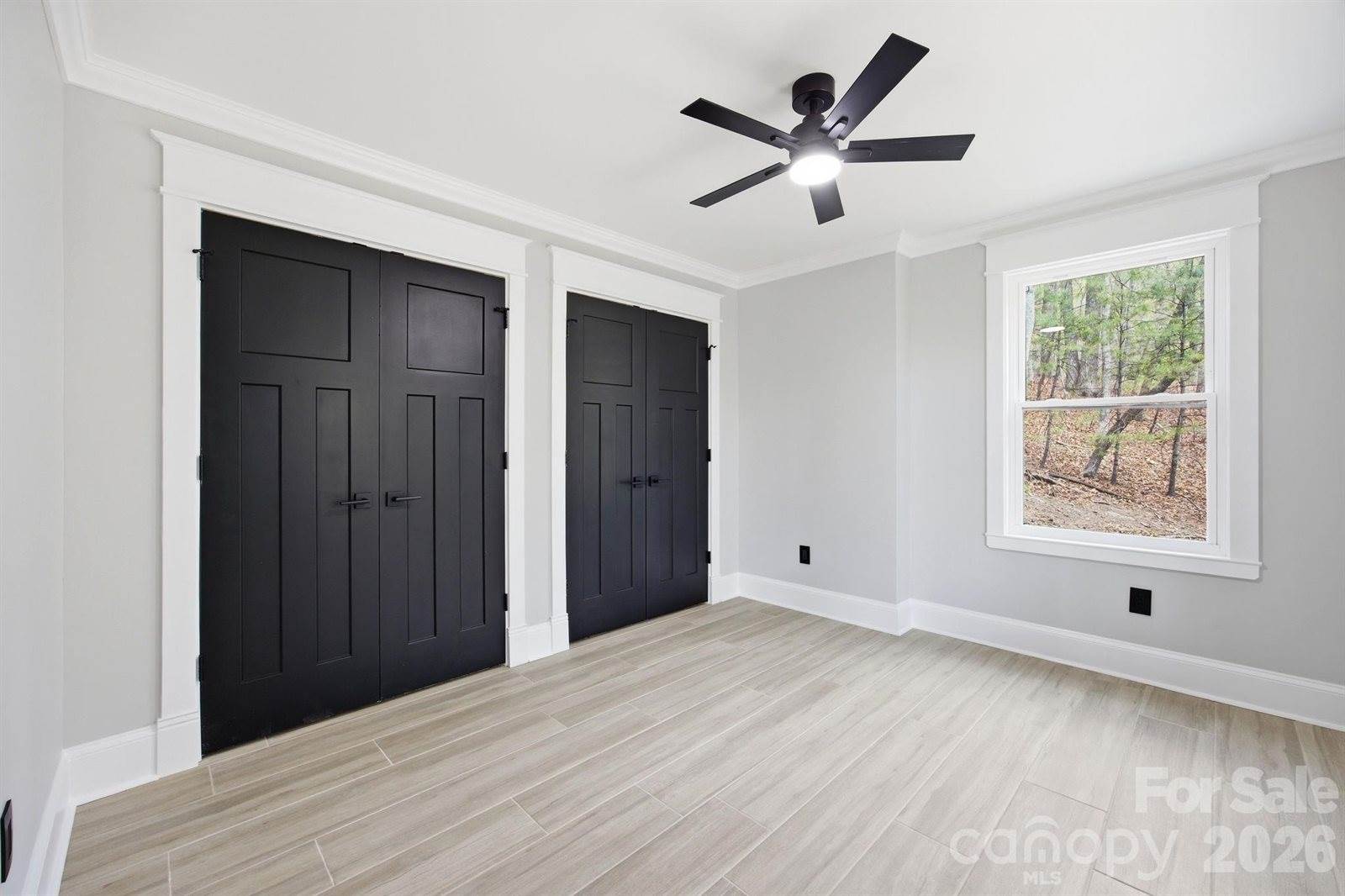 276 Coopers Drive, Hendersonville, NC 28739