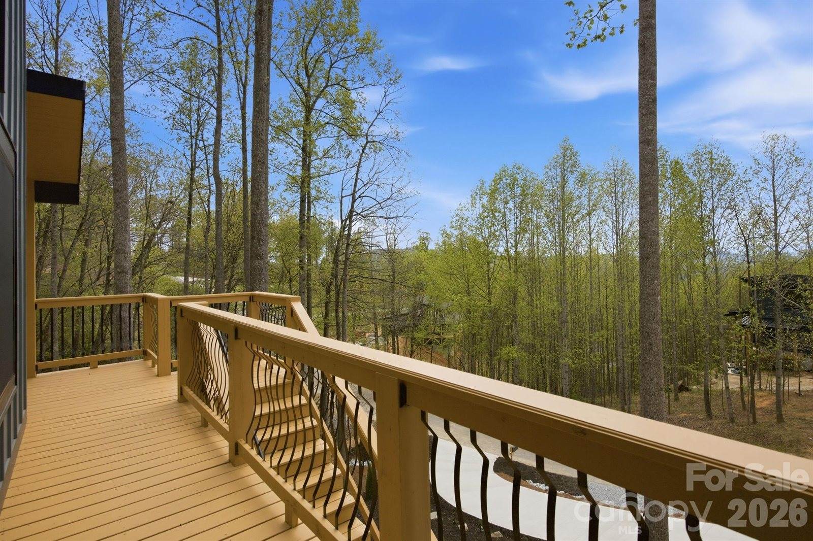 276 Coopers Drive, Hendersonville, NC 28739