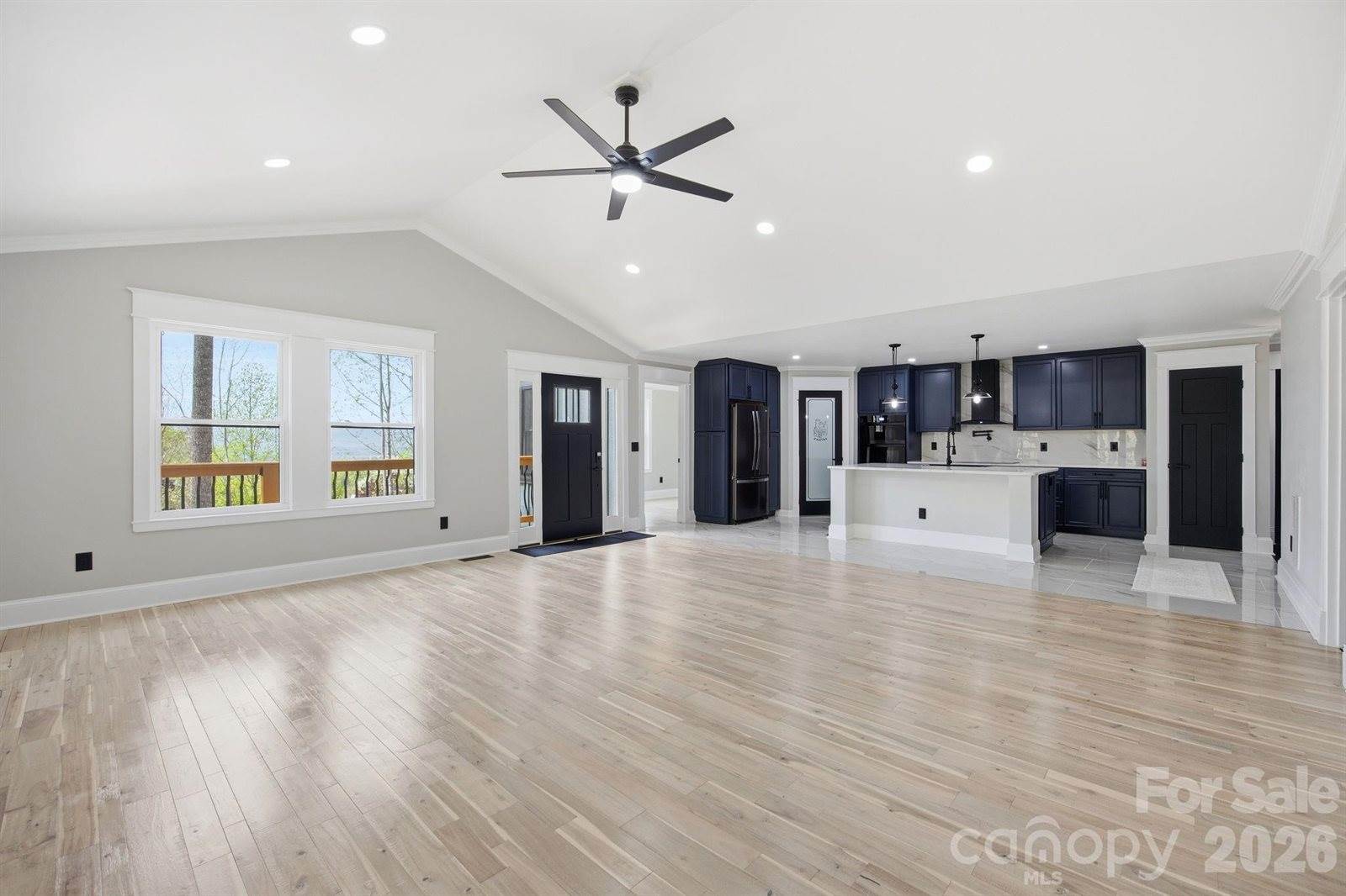 276 Coopers Drive, Hendersonville, NC 28739