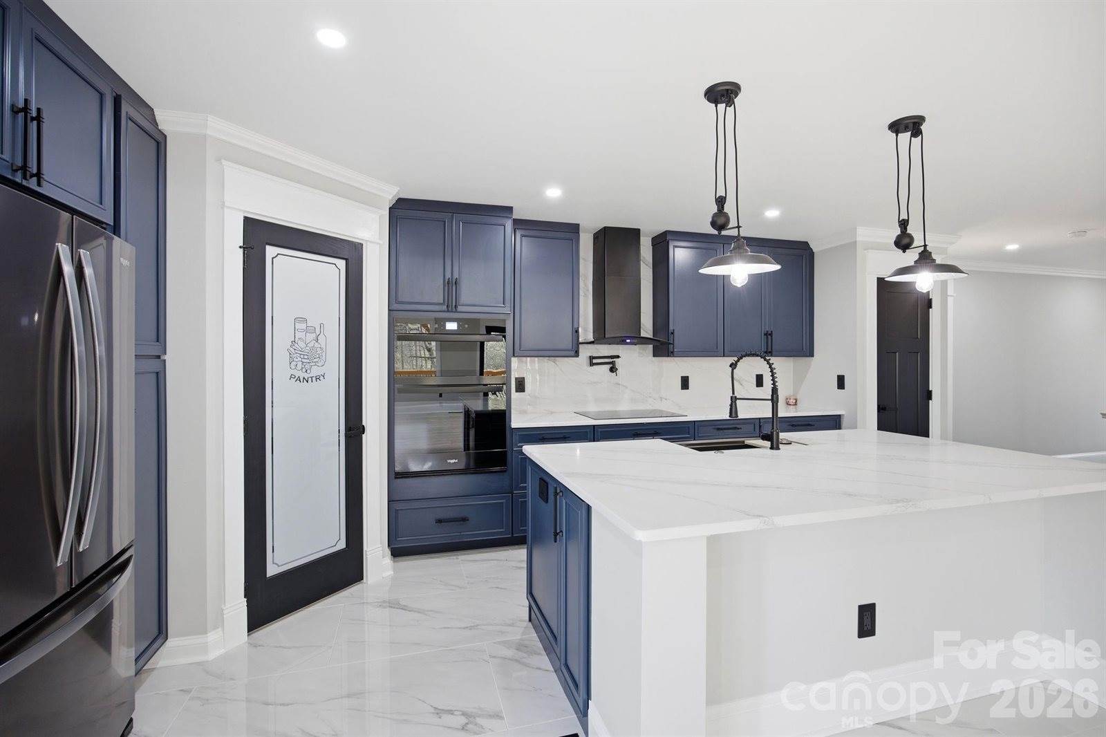 276 Coopers Drive, Hendersonville, NC 28739