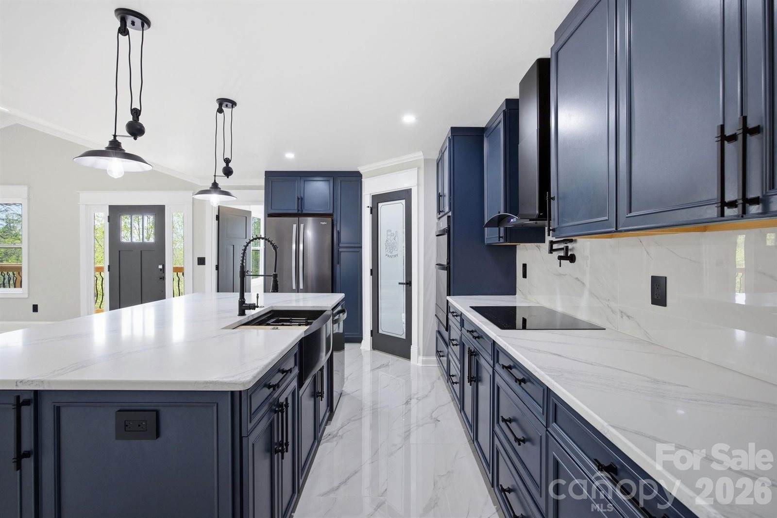 276 Coopers Drive, Hendersonville, NC 28739