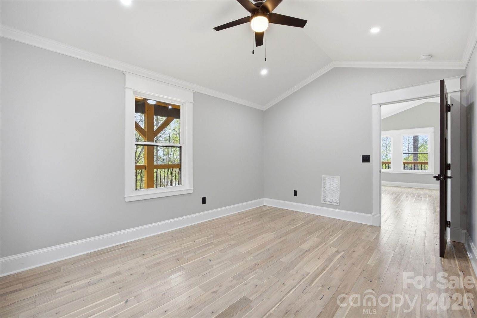 276 Coopers Drive, Hendersonville, NC 28739