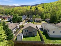 9 Half Moon Drive, Swannanoa, NC 28778