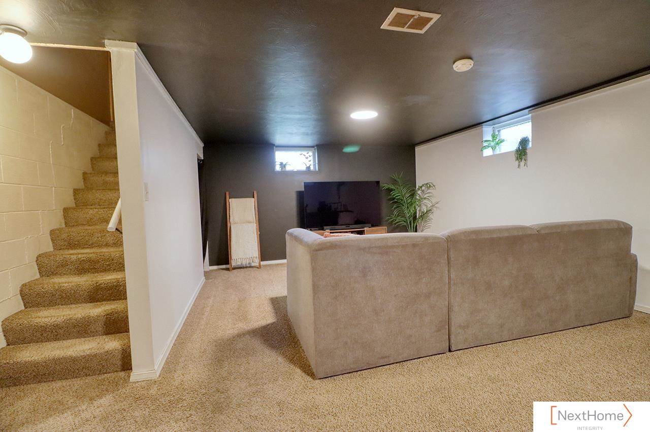 2750 South 40 Street, Lincoln, NE 68506