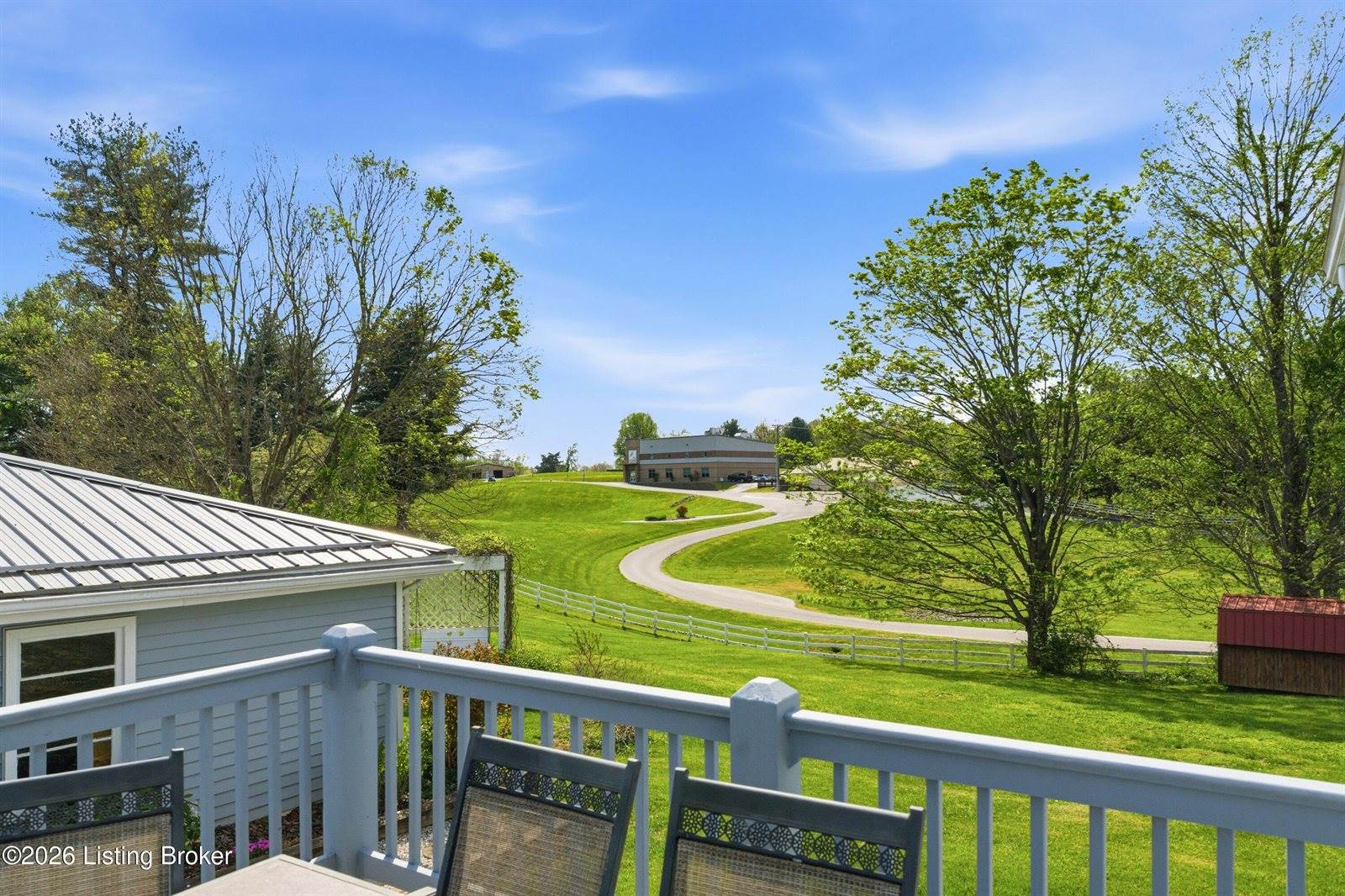 405 Lawrence St, Brandenburg, KY 40108