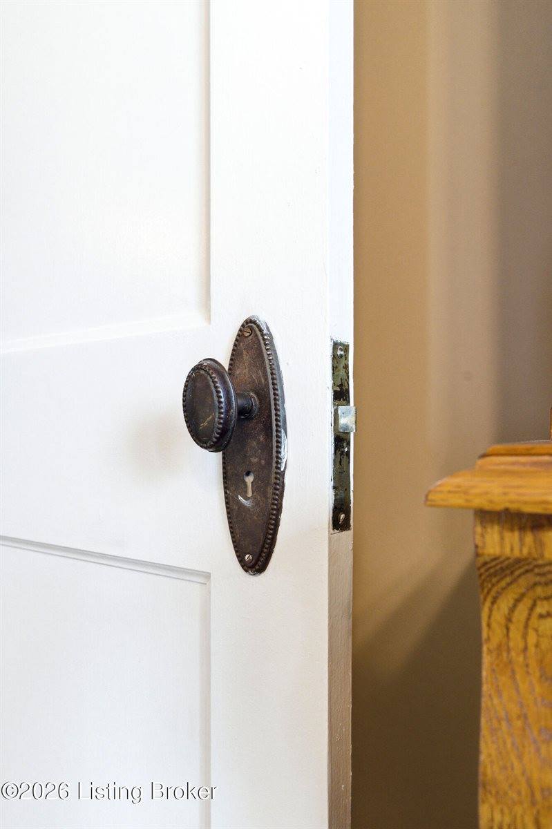 405 Lawrence St, Brandenburg, KY 40108