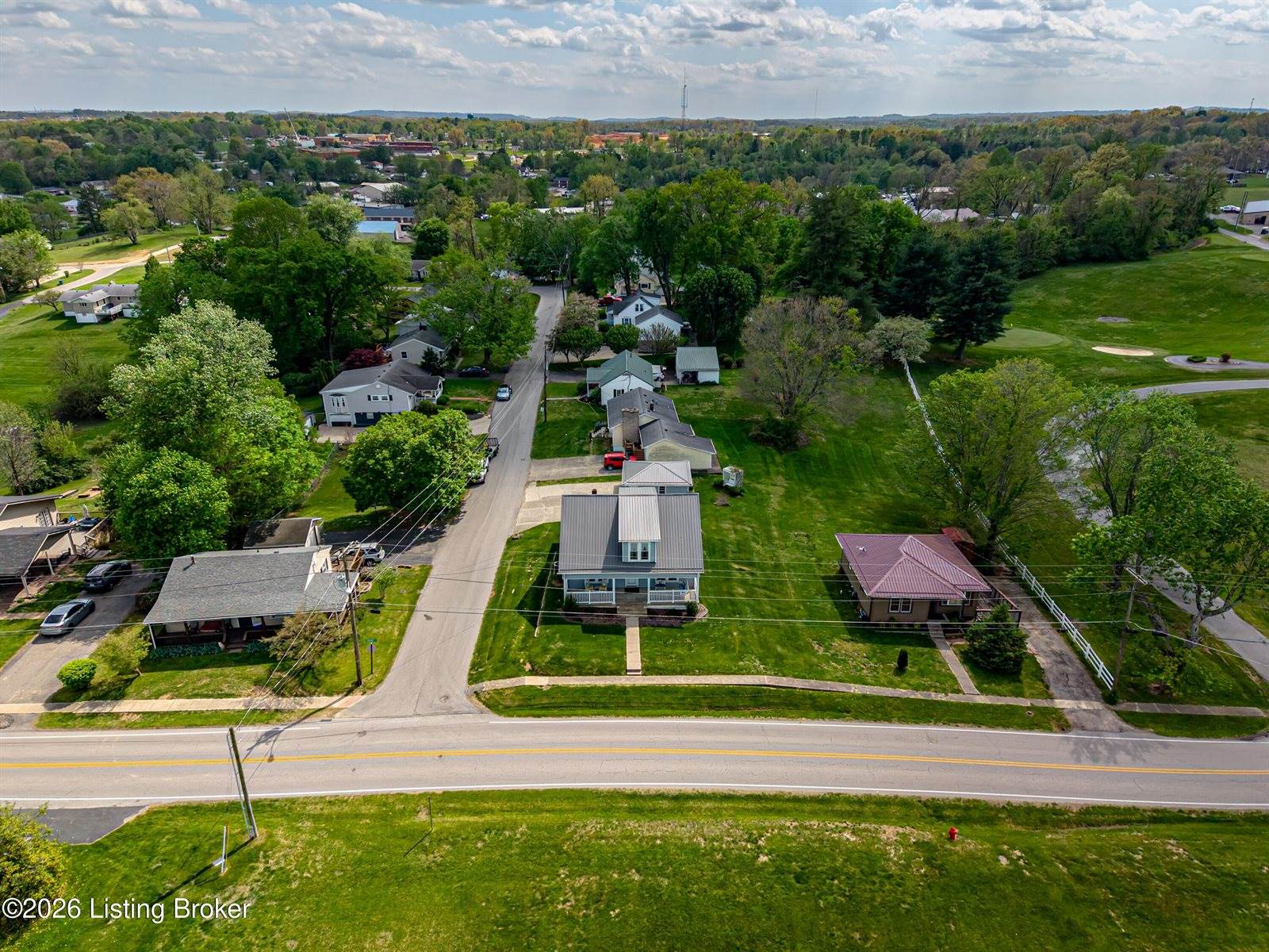 405 Lawrence St, Brandenburg, KY 40108