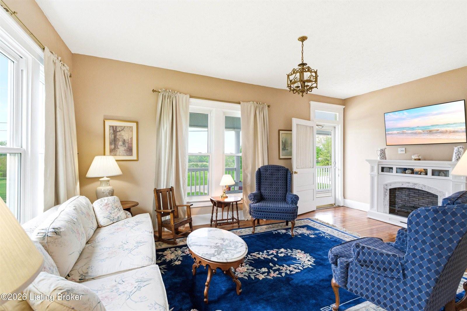 405 Lawrence St, Brandenburg, KY 40108