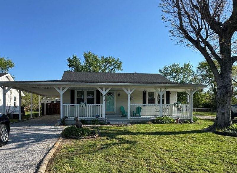 214 Dell Ave, Hopkinsville, KY 42240