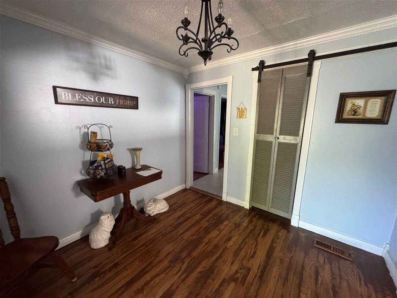 214 Dell Ave, Hopkinsville, KY 42240