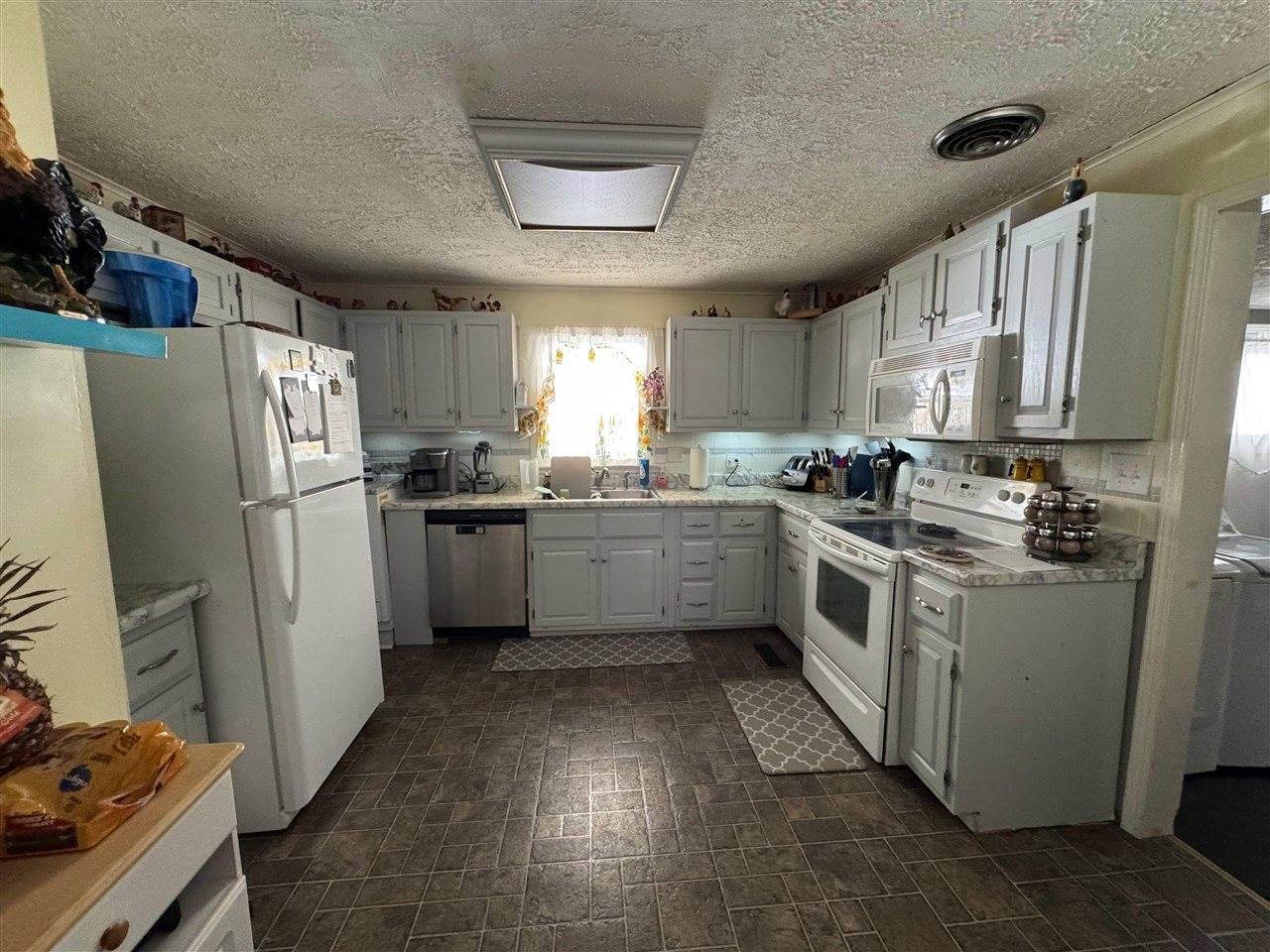 214 Dell Ave, Hopkinsville, KY 42240