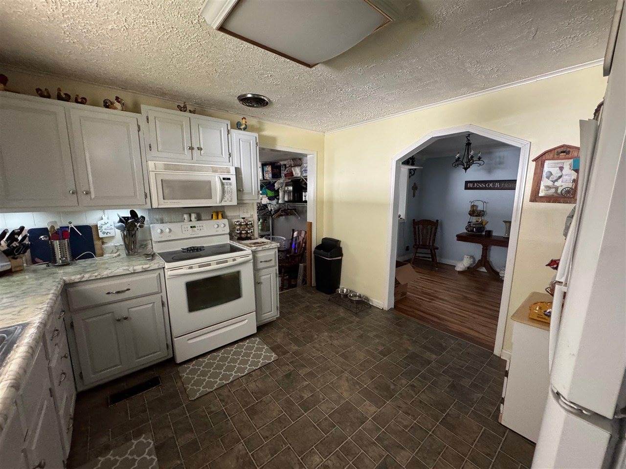 214 Dell Ave, Hopkinsville, KY 42240