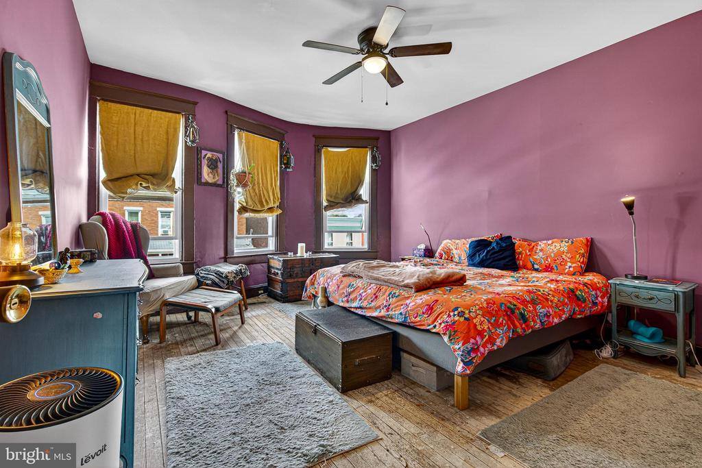 1525 Carswell Street, Baltimore, MD 21218