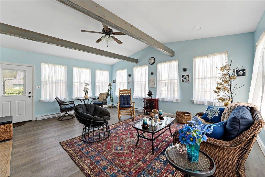 9 Midway Dr, Kennedy Township, PA 15136
