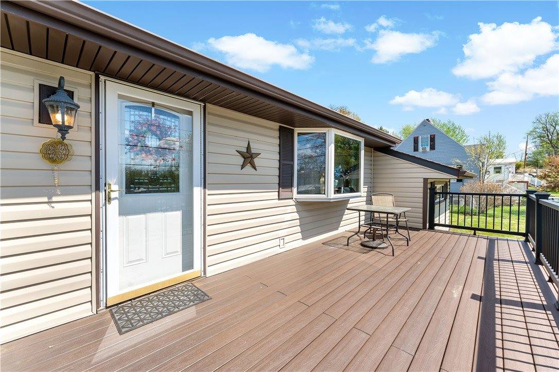 9 Midway Dr, Kennedy Township, PA 15136