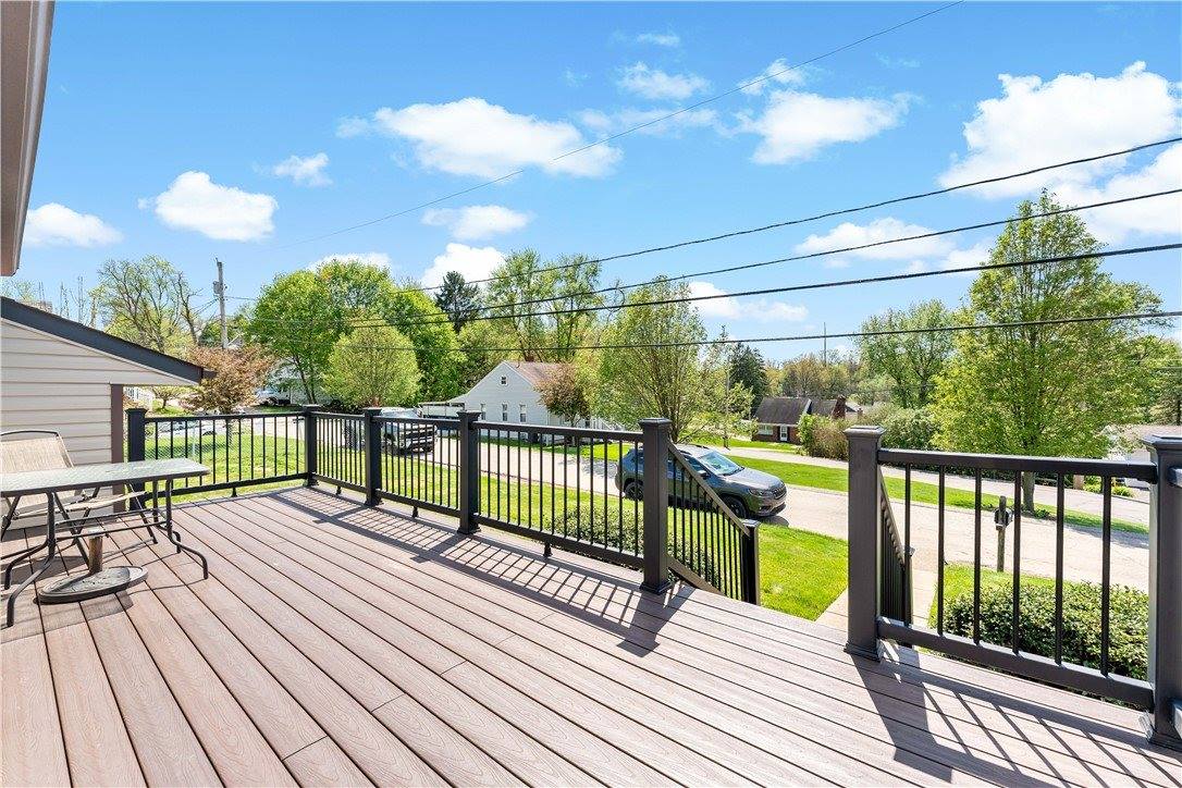 9 Midway Dr, Kennedy Township, PA 15136