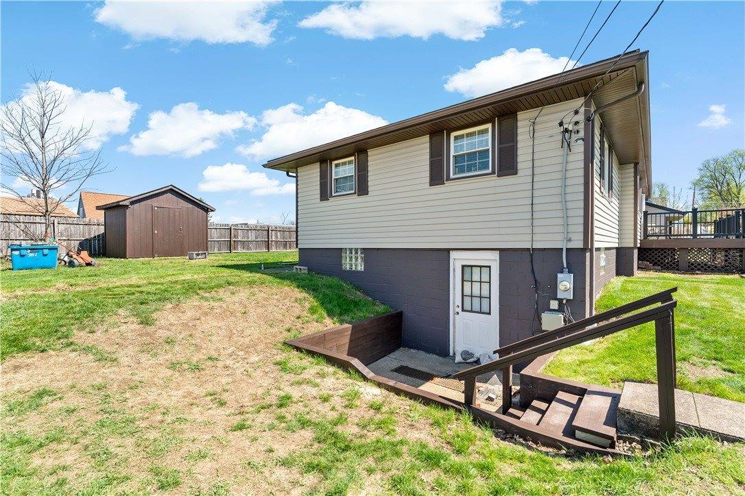 9 Midway Dr, Kennedy Township, PA 15136