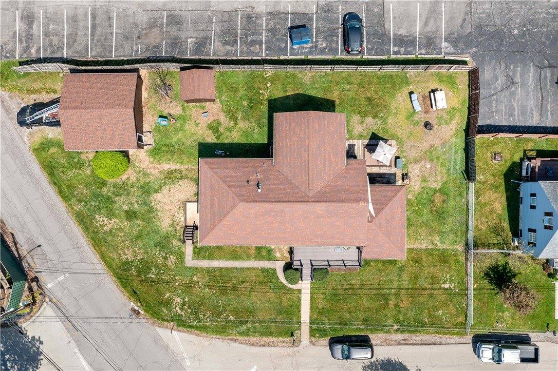 9 Midway Dr, Kennedy Township, PA 15136