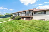 9 Midway Dr, Kennedy Township, PA 15136