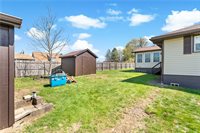 9 Midway Dr, Kennedy Township, PA 15136