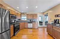 9 Midway Dr, Kennedy Township, PA 15136