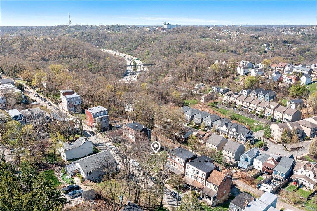 260-262 Plymouth St, Mt Washington, PA 15211