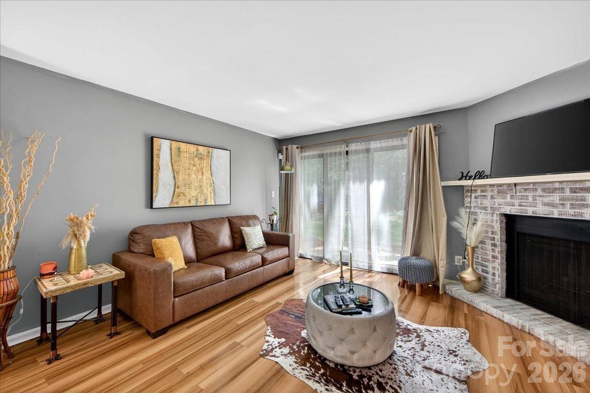 8007 Horse Chestnut Lane, Charlotte, NC 28277