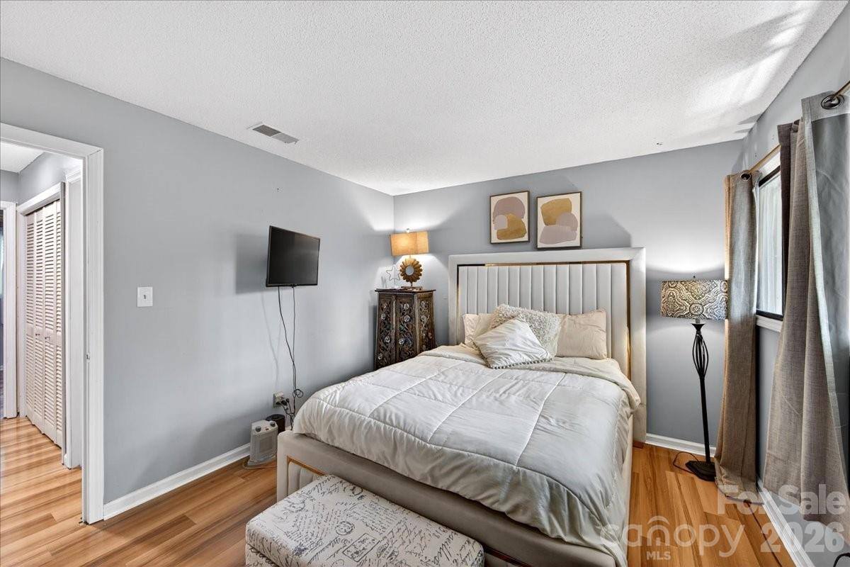 8007 Horse Chestnut Lane, Charlotte, NC 28277