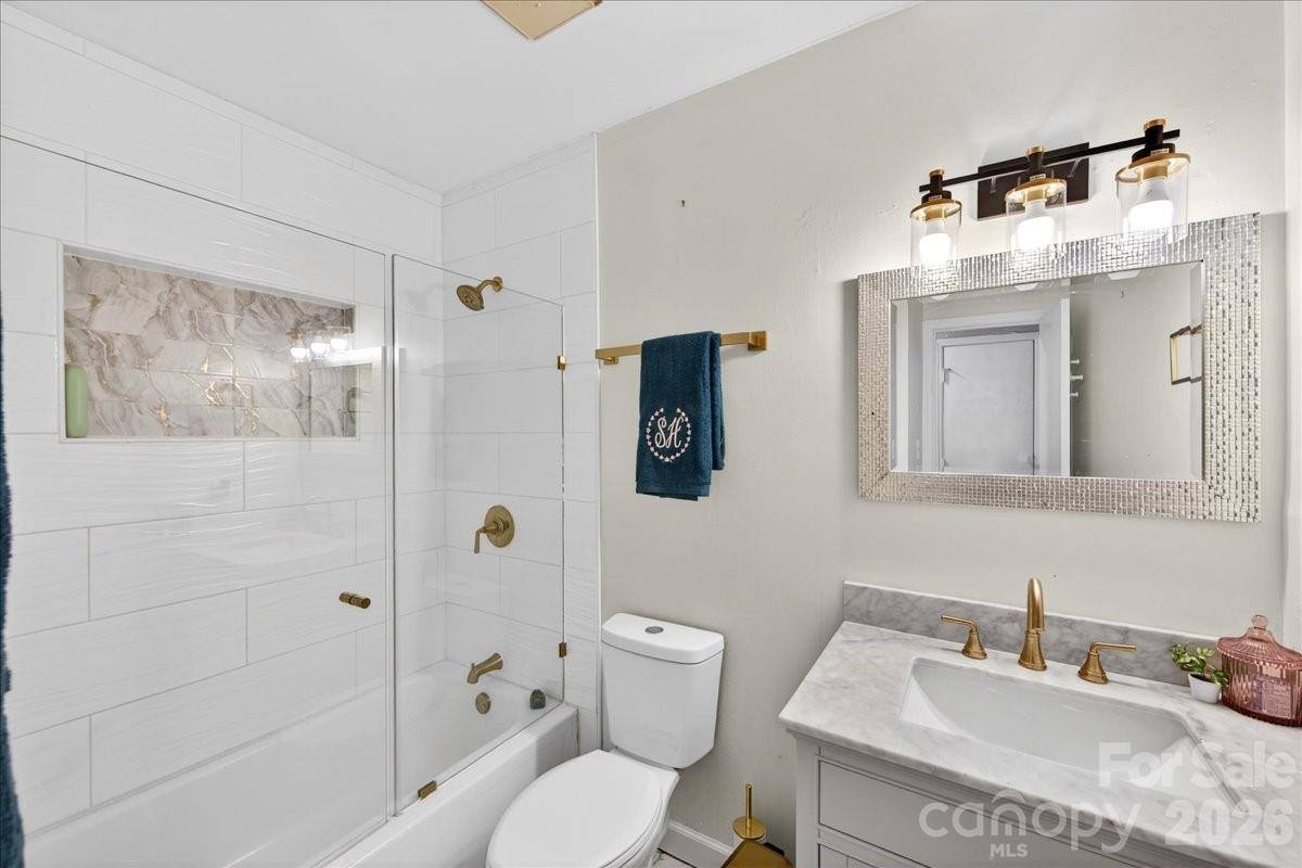 8007 Horse Chestnut Lane, Charlotte, NC 28277