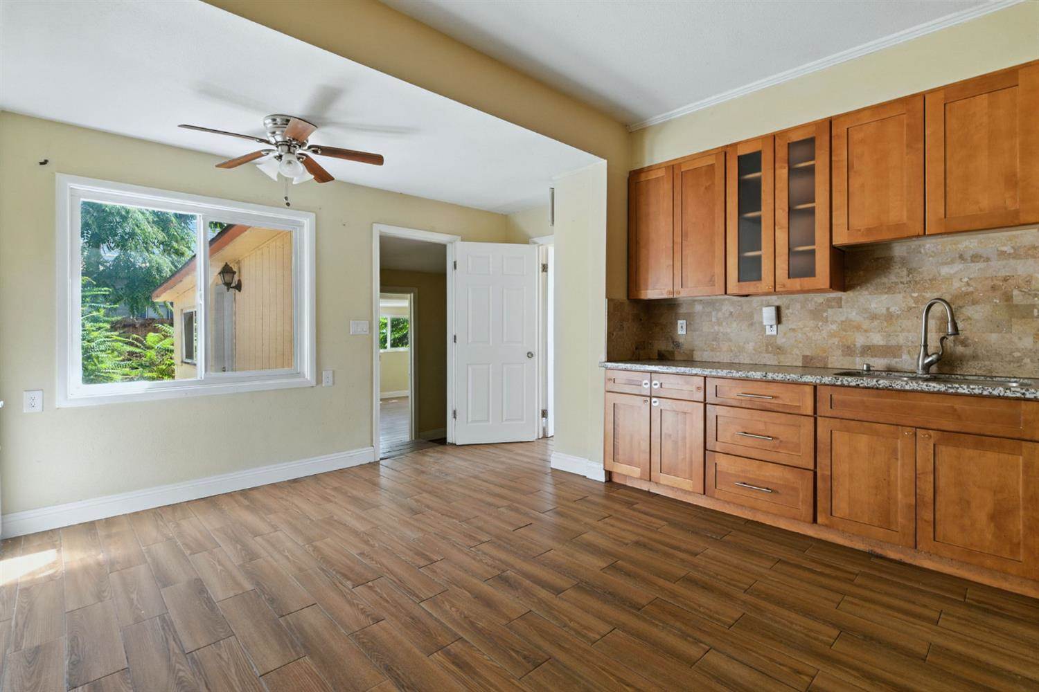 312 West Main Street, Turlock, CA 95380
