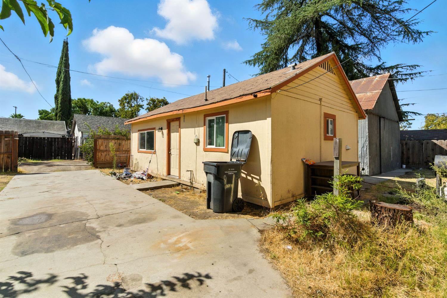 312 West Main Street, Turlock, CA 95380