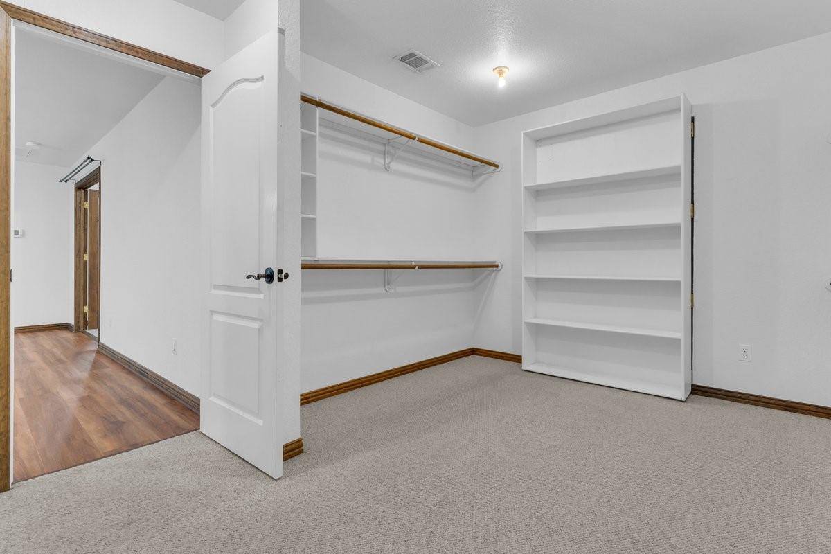 268 Lacy Dr ., Lipan, TX 76462