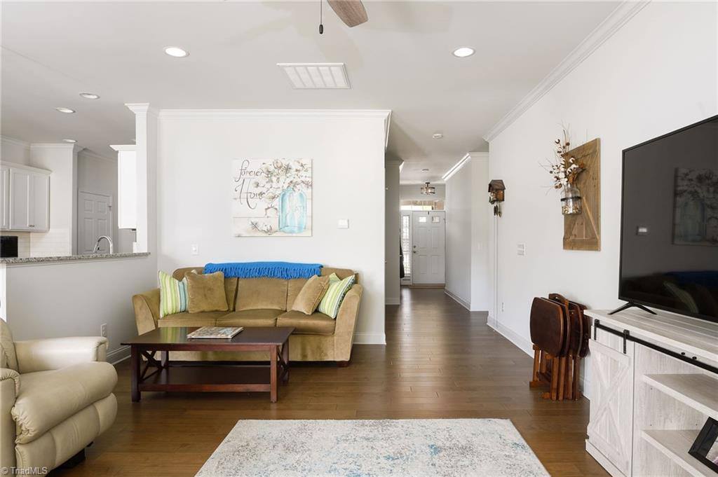 312 Lawrence Drive, Lexington, NC 27295