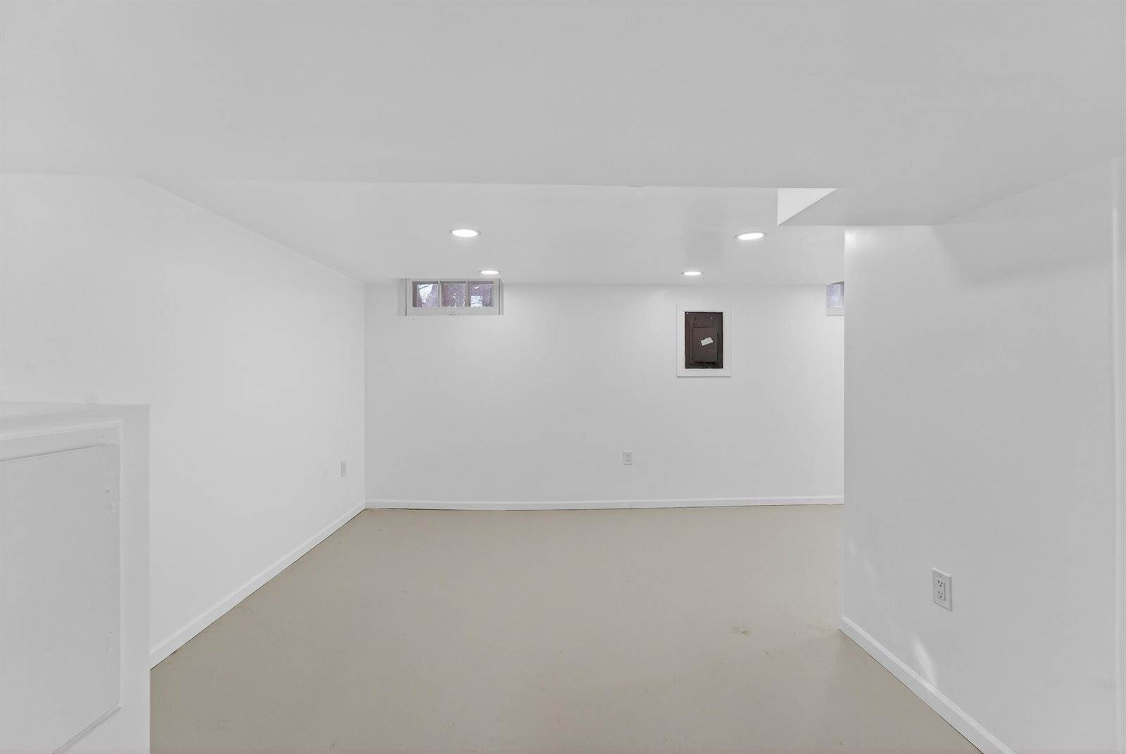 8630 West Lancaster Ave, Milwaukee, WI 53225