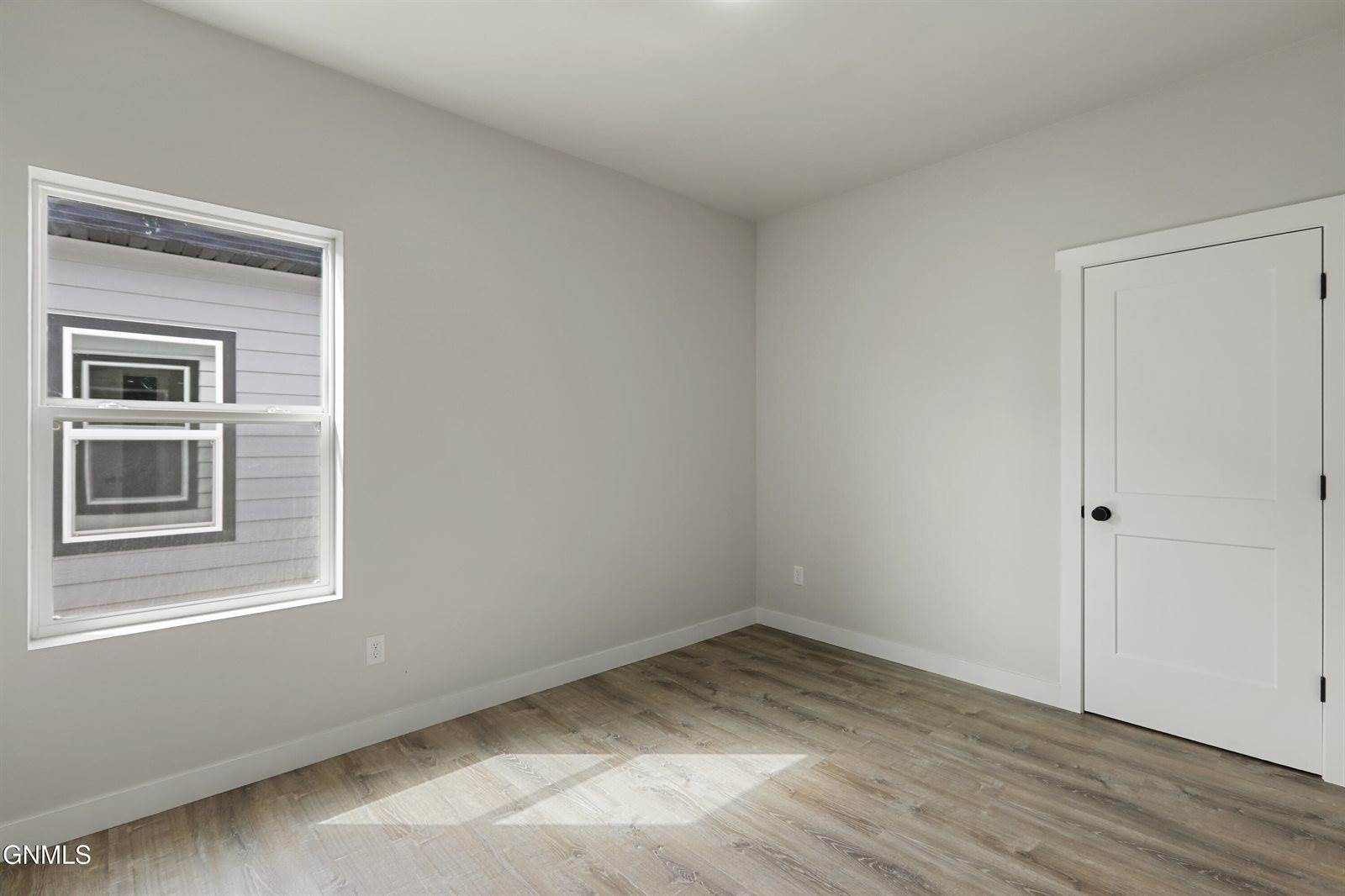 3410 34th Street West, Williston, ND 58801