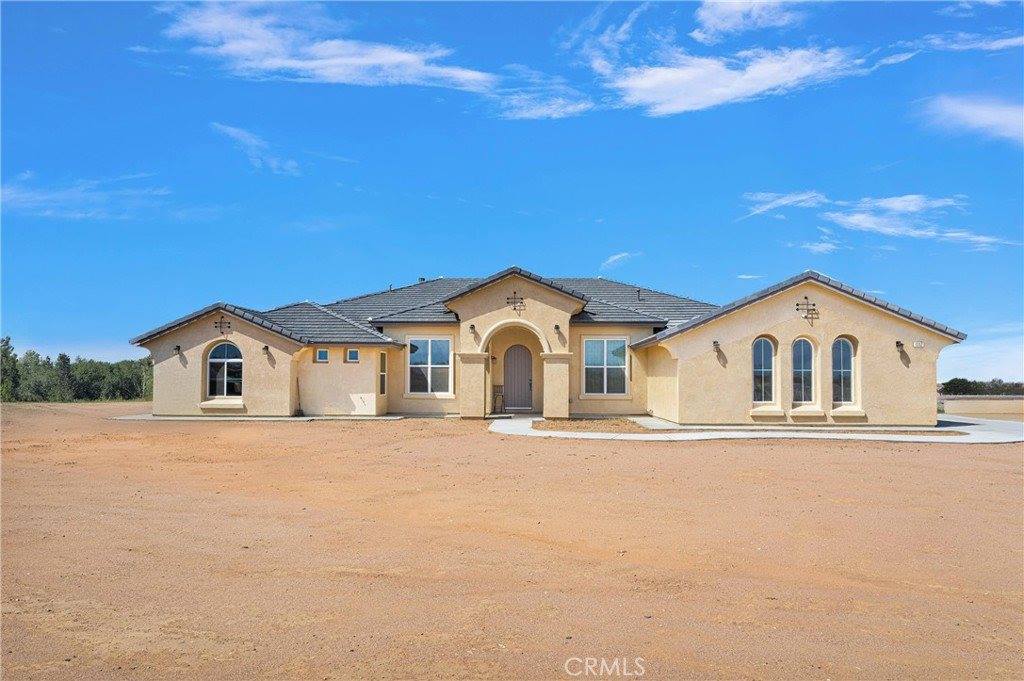 12752 Farmington Street, Oak Hills, CA 92344