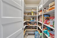 12752 Farmington Street, Oak Hills, CA 92344