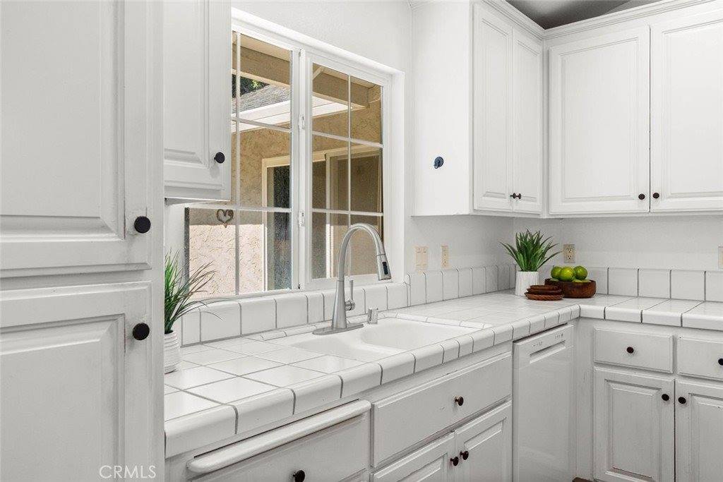 2369 Holly Ave, Chico, CA 95926