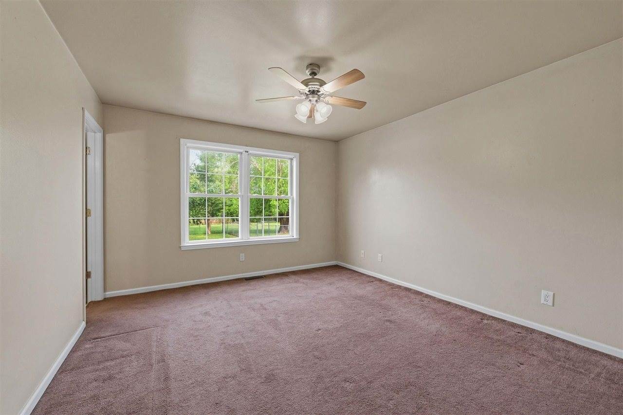 1936 Upper Iron Bridge Road, Oakland, KY 42159