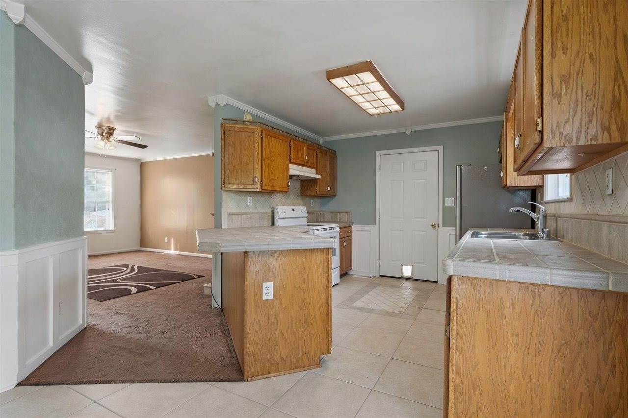 1936 Upper Iron Bridge Road, Oakland, KY 42159