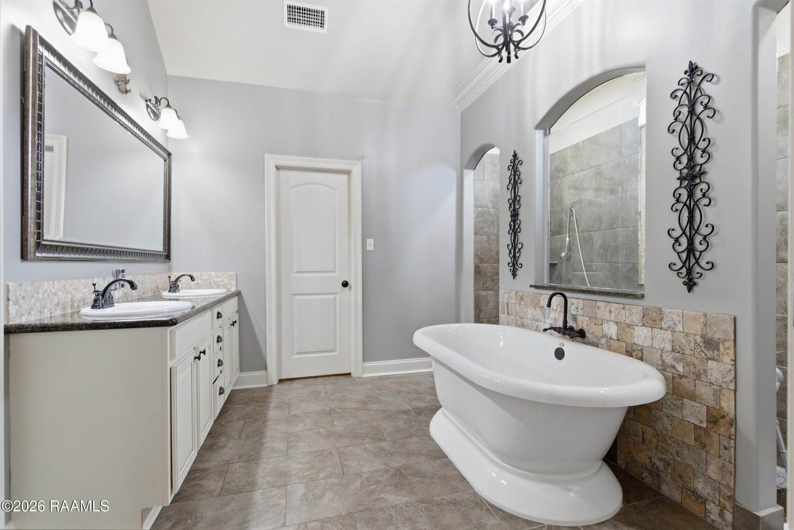 400 Old Cypress Drive, Broussard, LA 70518