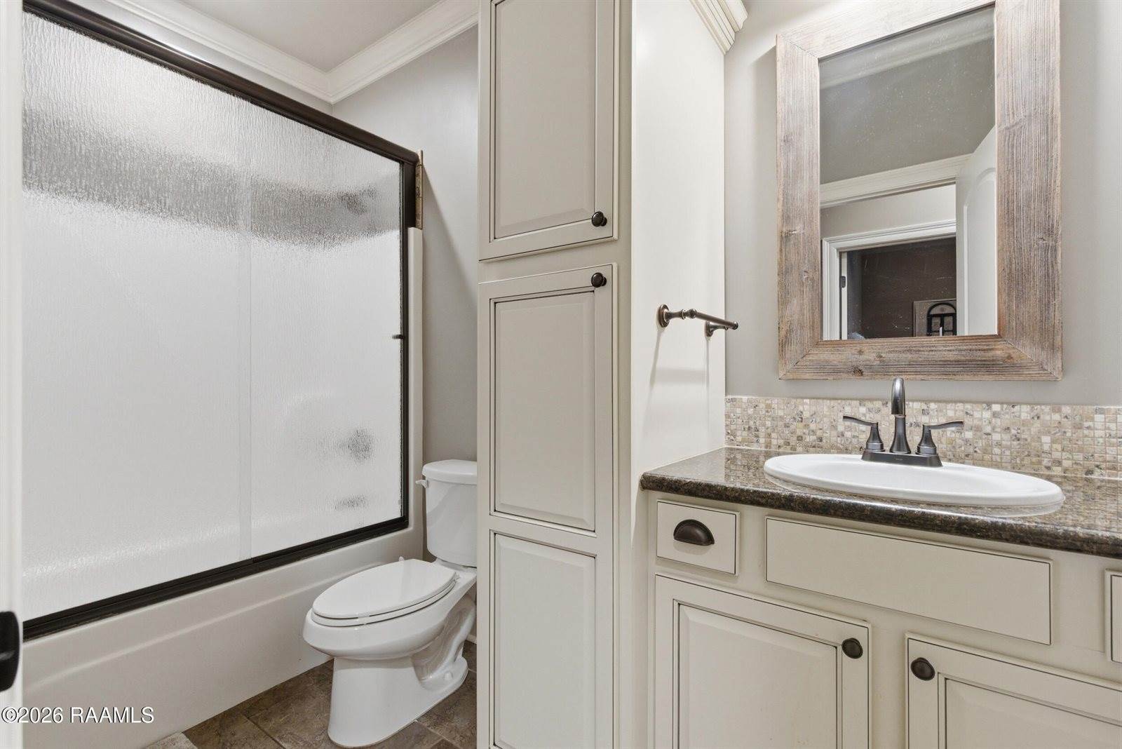 400 Old Cypress Drive, Broussard, LA 70518