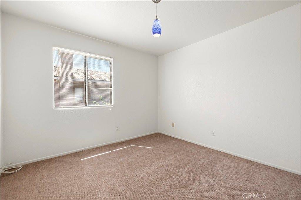 44131 Sunmist Court, Lancaster, CA 93535