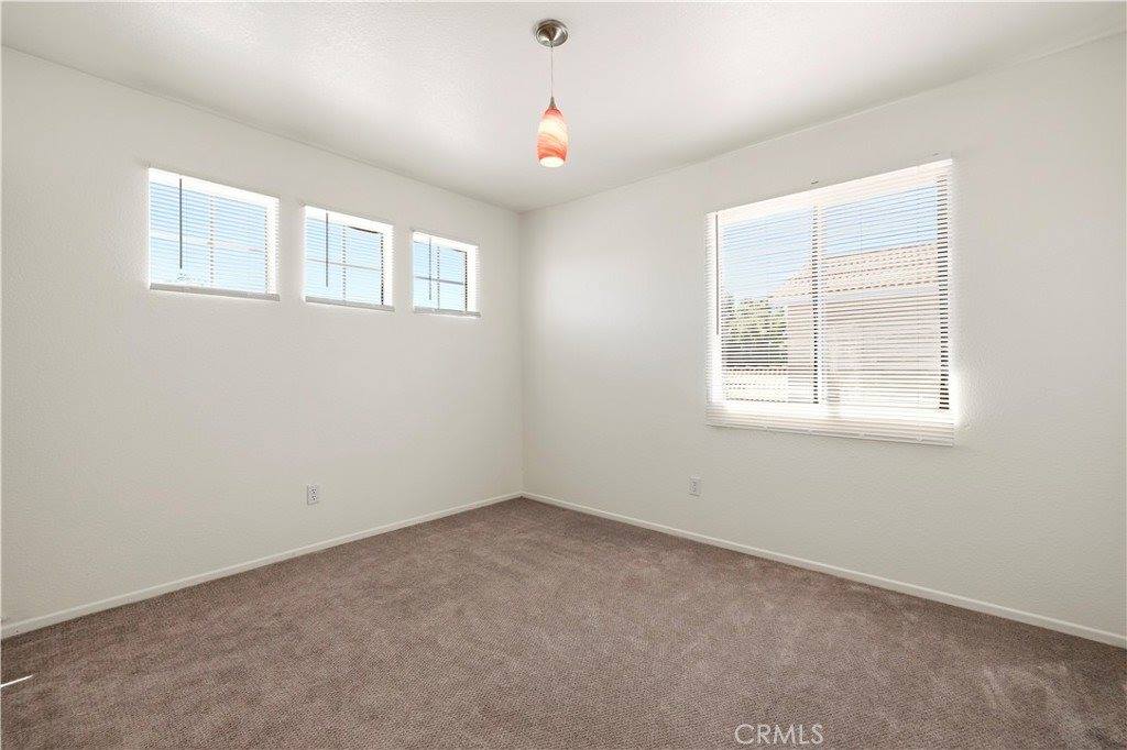 44131 Sunmist Court, Lancaster, CA 93535