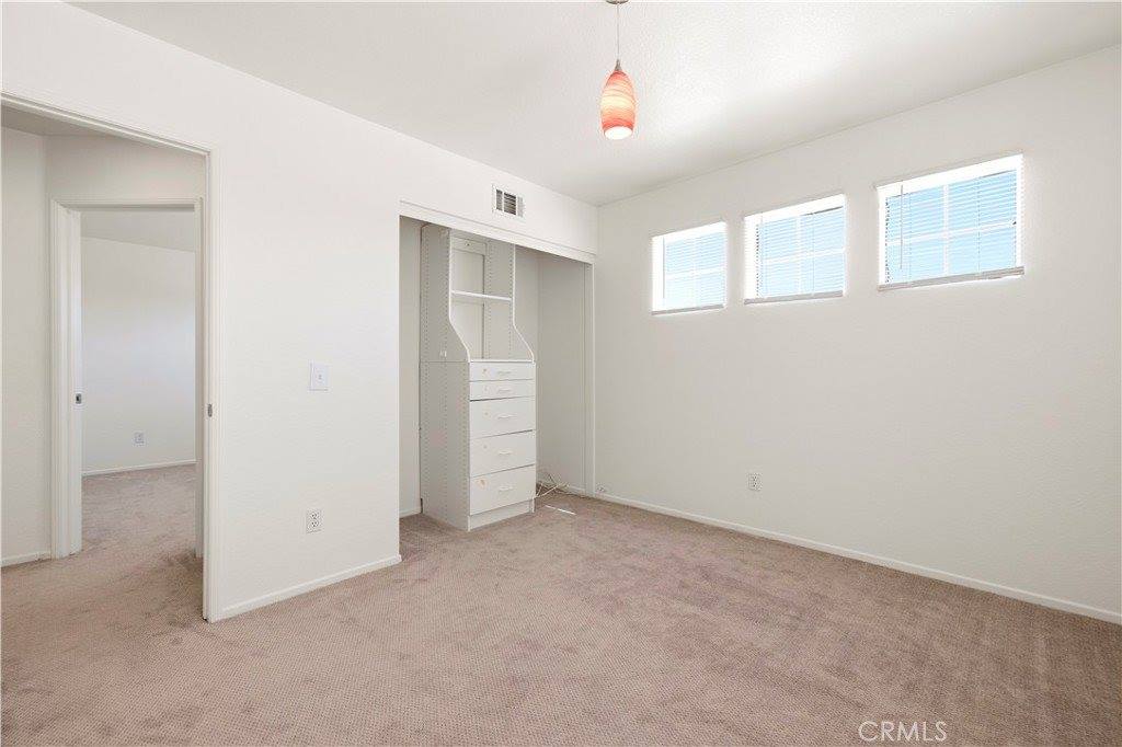 44131 Sunmist Court, Lancaster, CA 93535