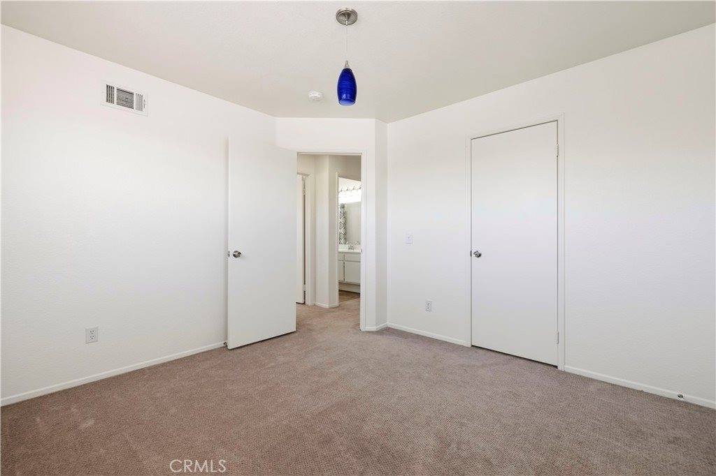 44131 Sunmist Court, Lancaster, CA 93535