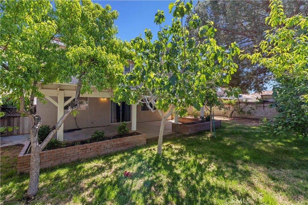 44131 Sunmist Court, Lancaster, CA 93535